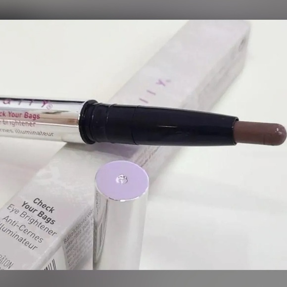 Mally Beauty Check Your Bags Eye Brightener – Anti-Cernes Illuminator - Picture 4 of 5